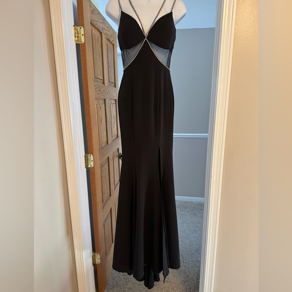 Black prom dress
